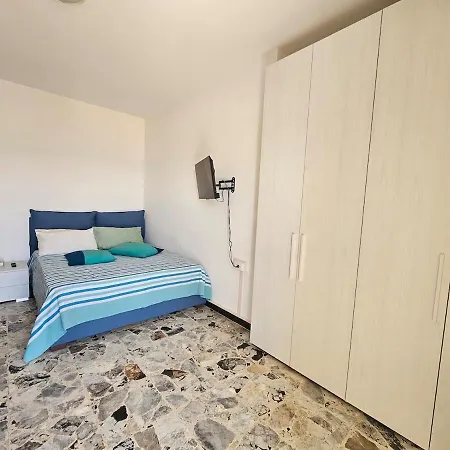 La Brezza, Bilocale Ad A 30 Metri Dalle Spiagge *